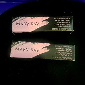 Set of 2 Mary Kay Intuitive PH Lip Balm Berry